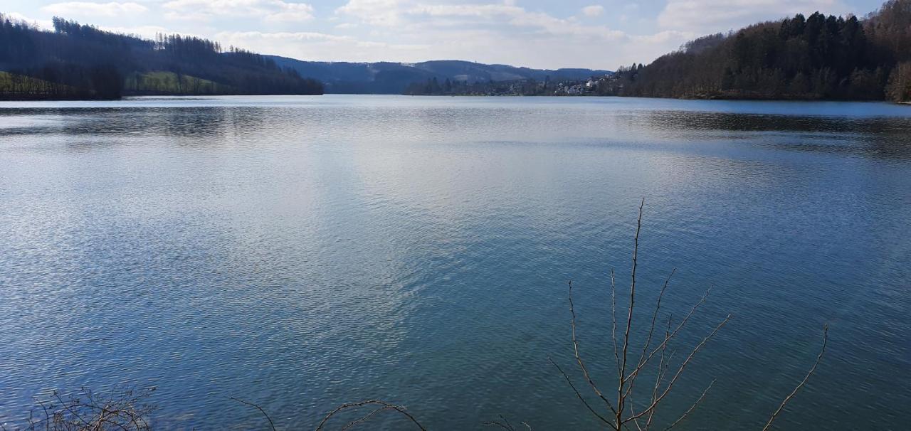 Ferienhaus " Silly " Am Schoenen Listersee Meinerzhagen Esterno foto